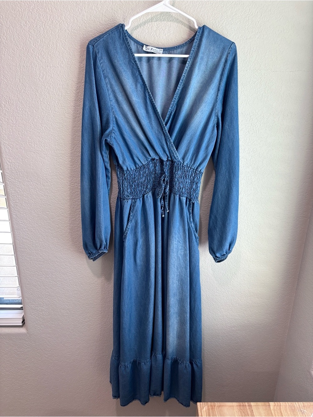 Gigi Moda Italian Long Sleeve Washed Denim Chambray Maxi Dress Size Medium
